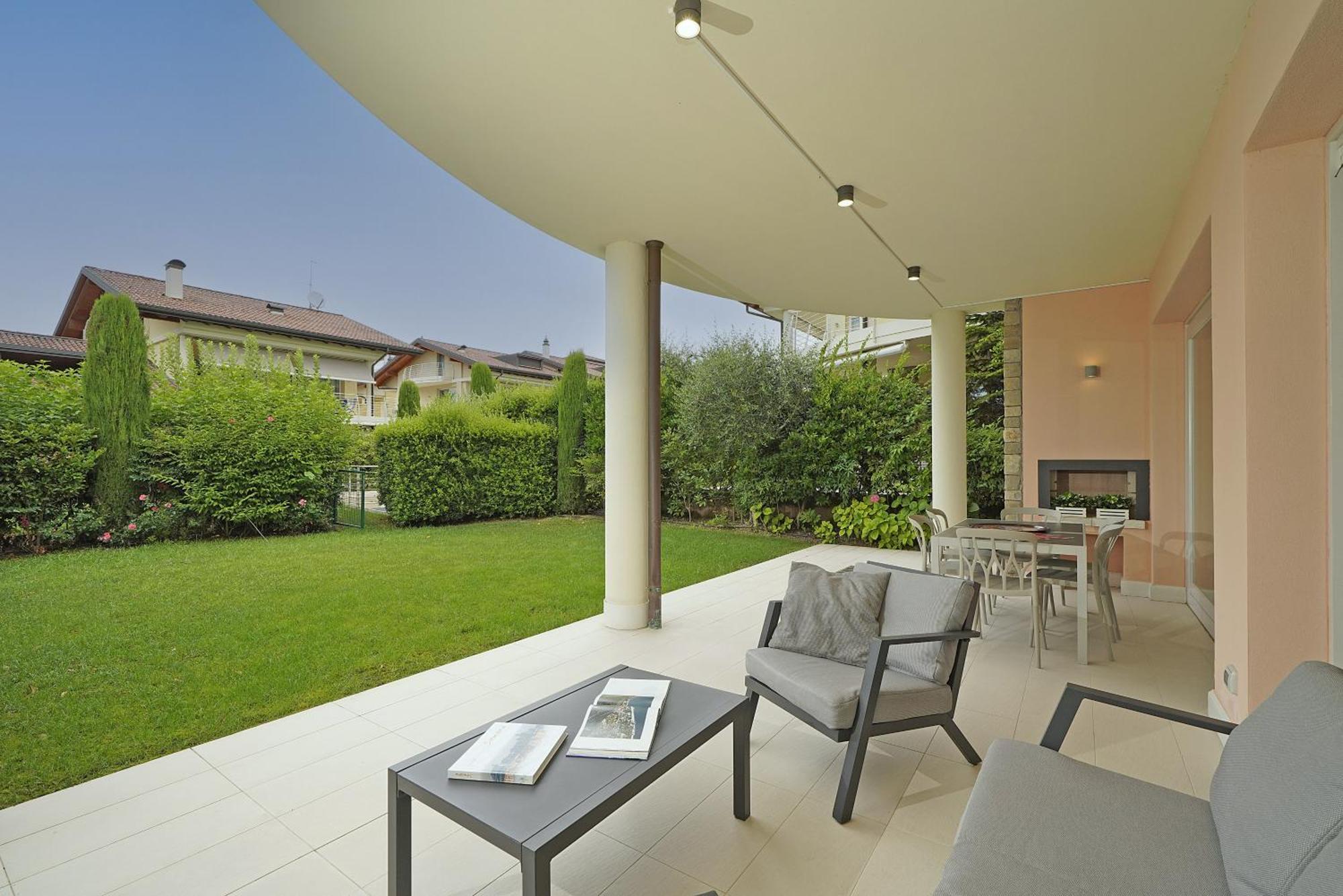 סירמיונה Alma Garda Home מראה חיצוני תמונה