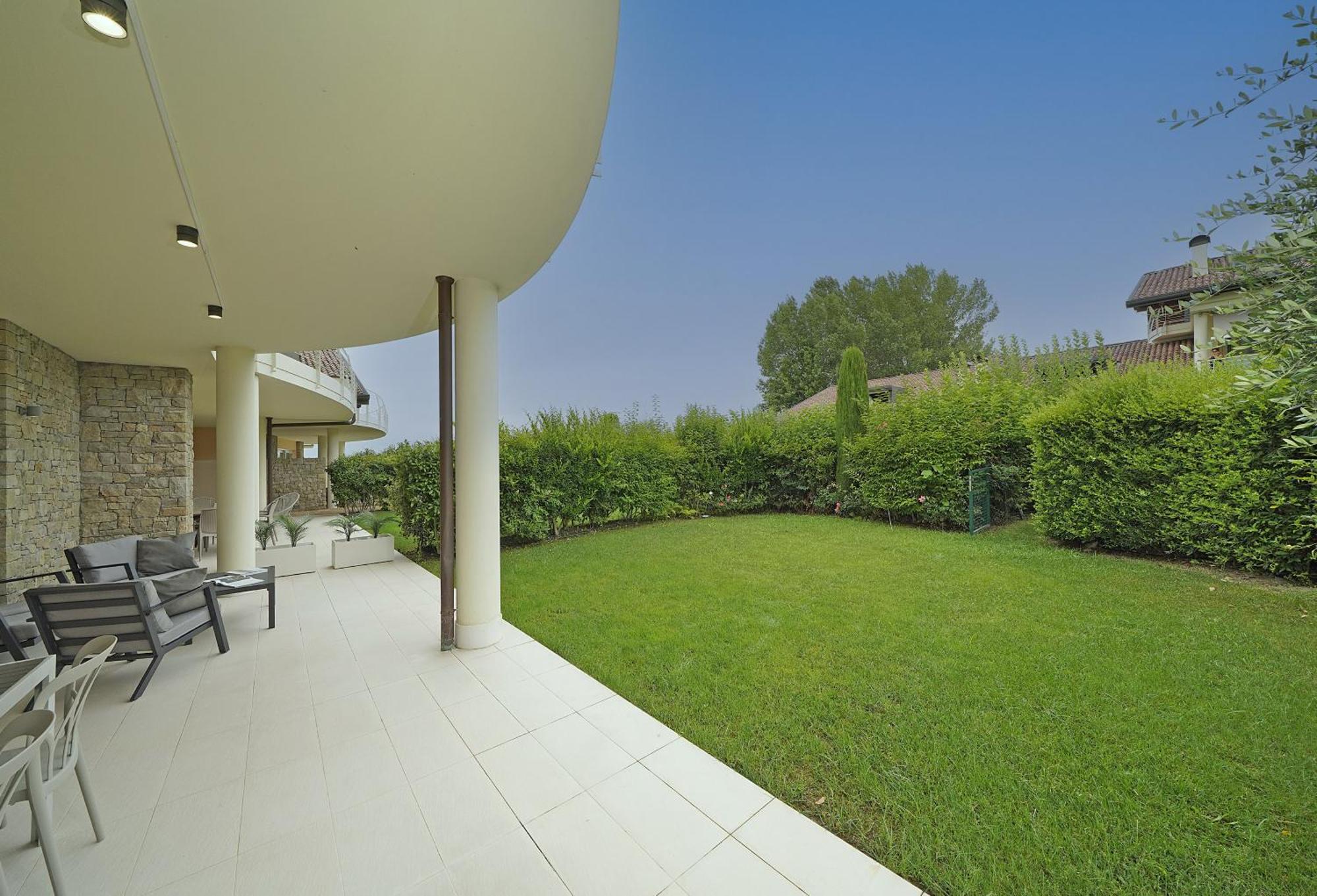 סירמיונה Alma Garda Home מראה חיצוני תמונה