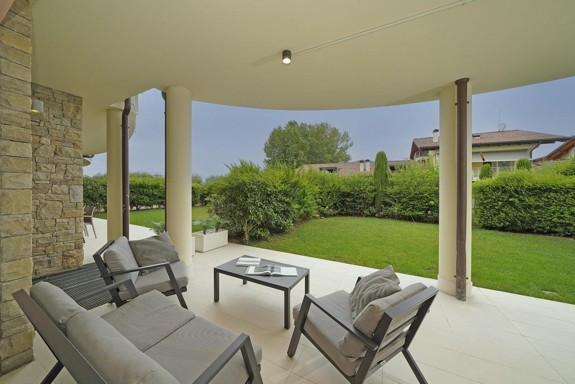 סירמיונה Alma Garda Home מראה חיצוני תמונה