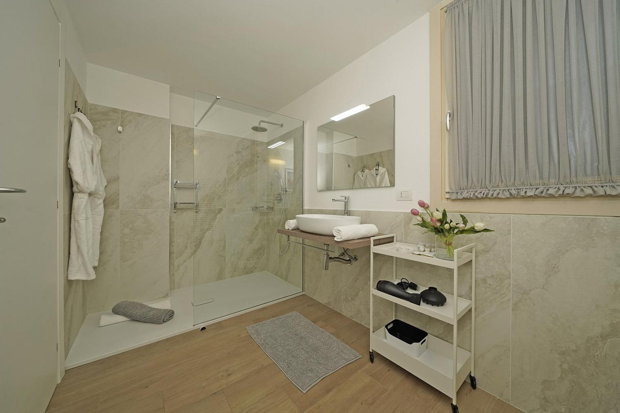 סירמיונה Alma Garda Home מראה חיצוני תמונה